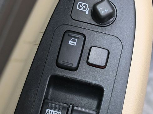 Used 2003 Honda Accord LX image 12