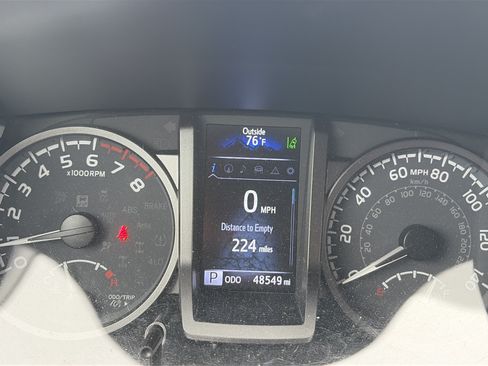 Used 2023 Toyota Tacoma TRD Sport w/ TRD Premium Sport Package AWD/4WD image 22
