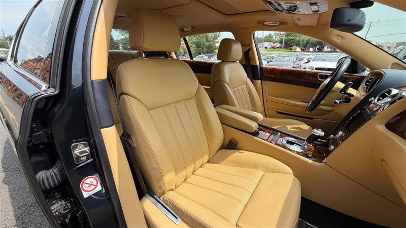 Used 2006 Bentley Flying Spur Flying Spur AWD/4WD image 16