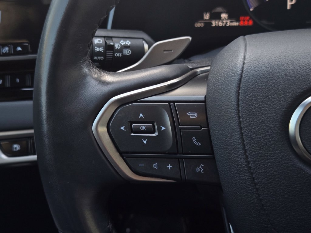 Used 2024 Lexus RX 350h w/ Kick Sensor & Tow Package AWD/4WD image 23