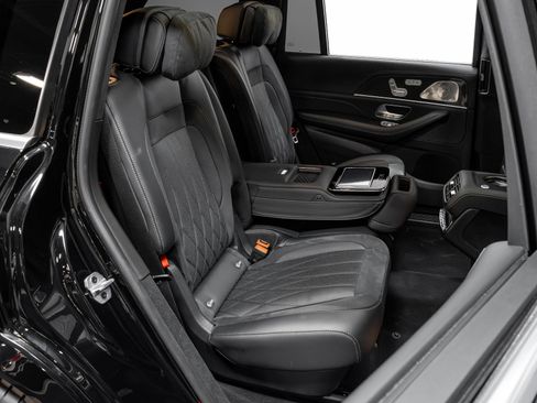 Used 2022 Mercedes-Benz GLS 63 AMG 4MATIC image 23