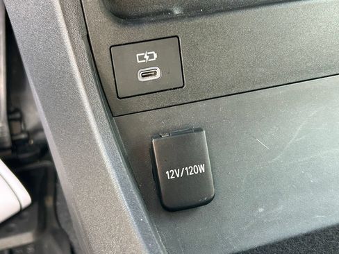 Used 2024 Toyota bZ4X FWD image 27