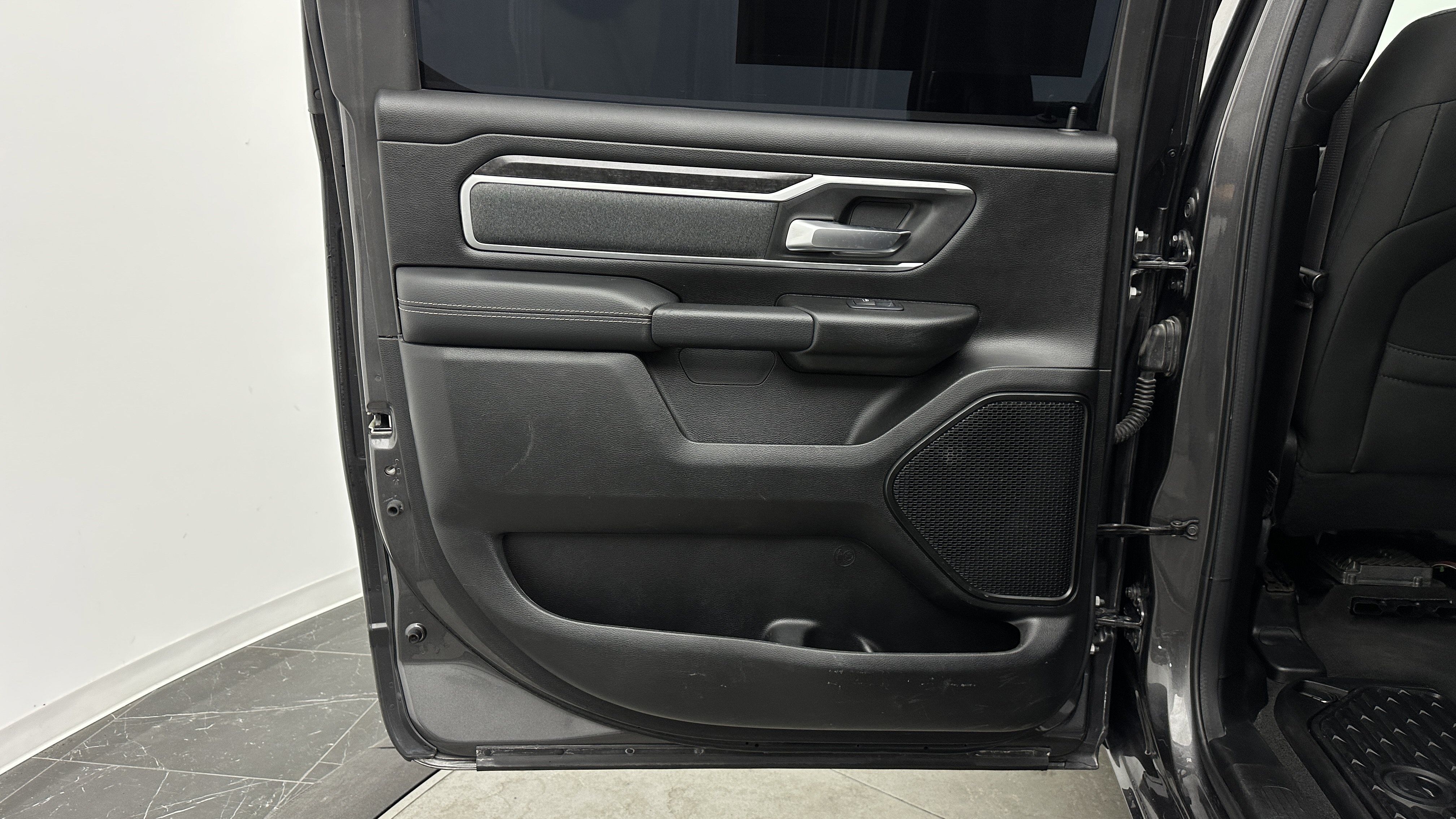 Used 2022 RAM 1500 Big Horn RWD image 28