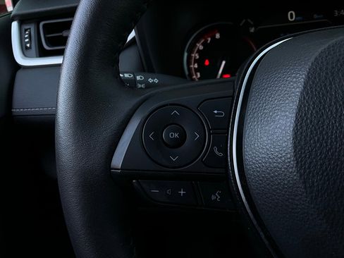 Used 2025 Toyota RAV4 XLE image 34