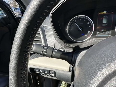 Certified 2023 Subaru Forester Limited image 29