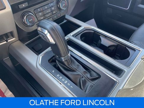 Used 2015 Ford F150 Lariat image 12