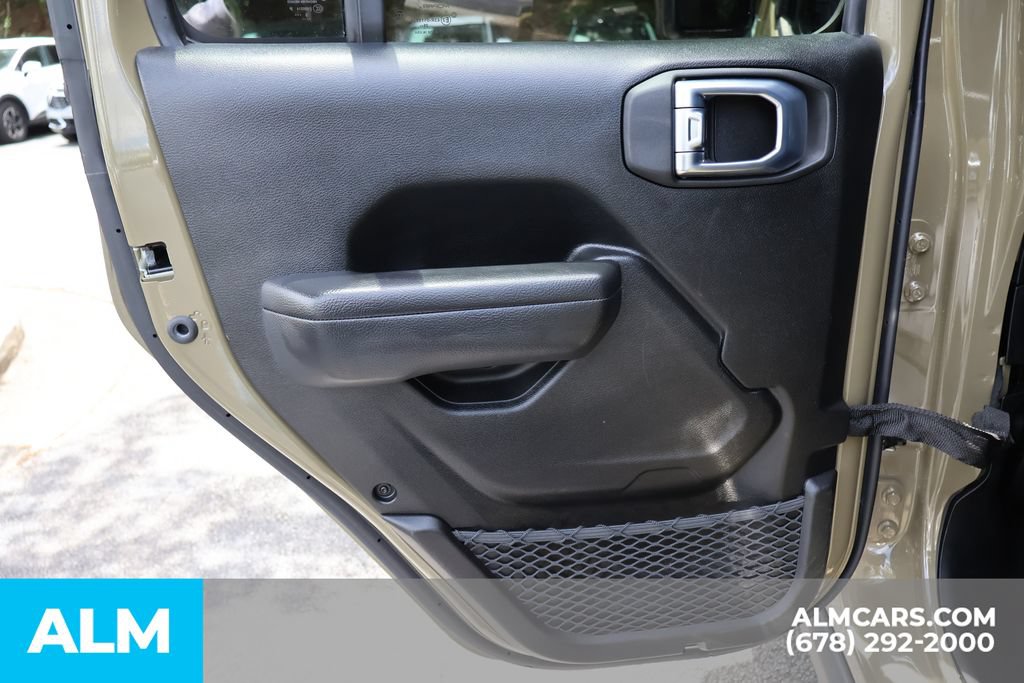 Used 2026 Jeep Gladiator Mojave AWD/4WD image 17