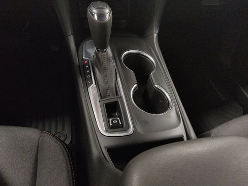 Used 2020 Chevrolet Equinox LT FWD image 26
