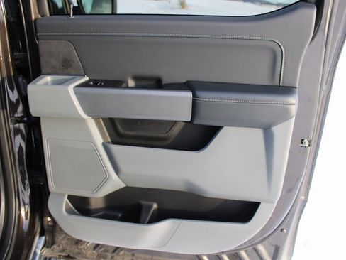 Used 2024 Ford F150 XLT w/ Mobile Office Package image 25