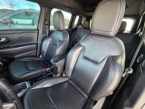 Used 2020 Jeep Renegade Altitude image 8