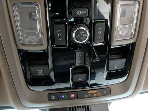 New 2026 GMC Yukon Denali w/ Denali Reserve Package AWD/4WD image 30
