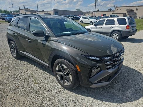 Used 2025 Hyundai Tucson SEL FWD image 6