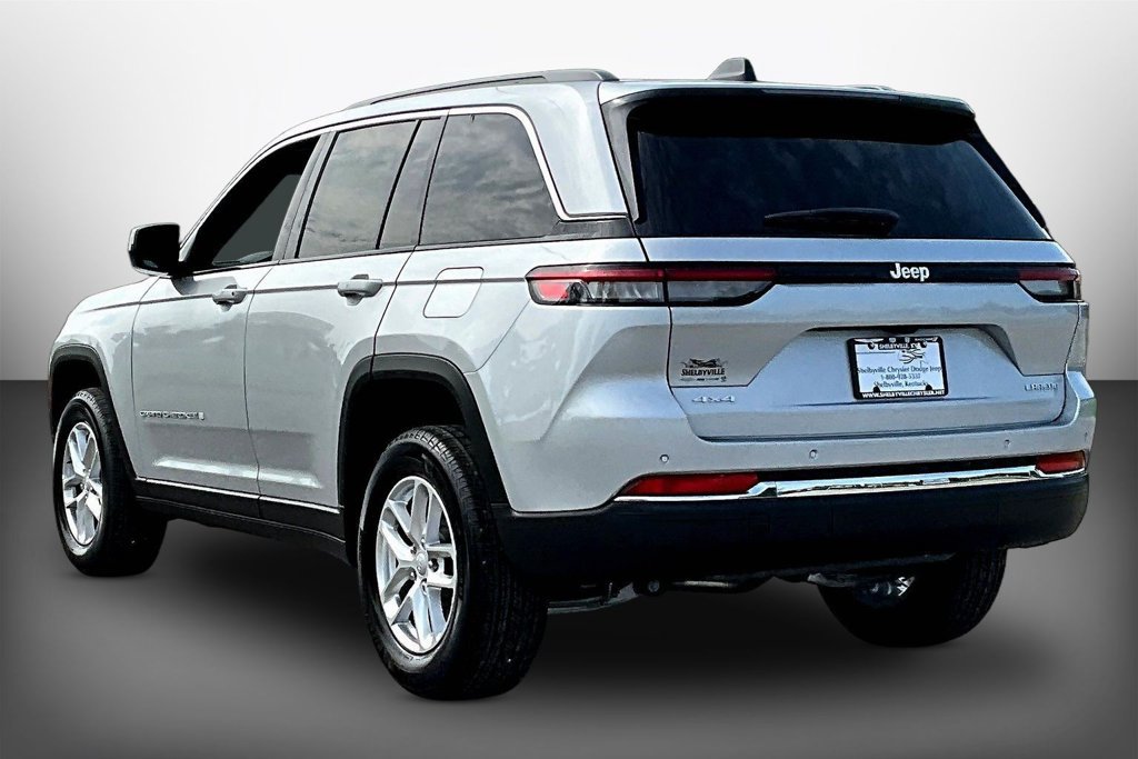 New 2026 Jeep Grand Cherokee Laredo X AWD/4WD image 3