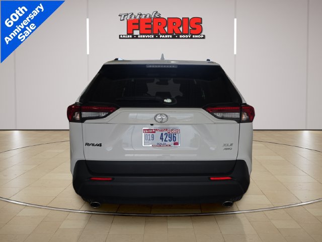 Used 2025 Toyota RAV4 XLE AWD/4WD image 4