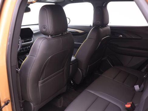 Used 2024 Chevrolet TrailBlazer ACTIV w/ Convenience Package AWD/4WD image 11