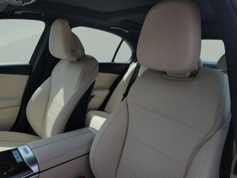 Used 2023 Mercedes-Benz C 300 Sedan image 18