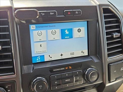 Used 2018 Ford F150 XLT w/ Equipment Group 302A Luxury AWD/4WD image 11