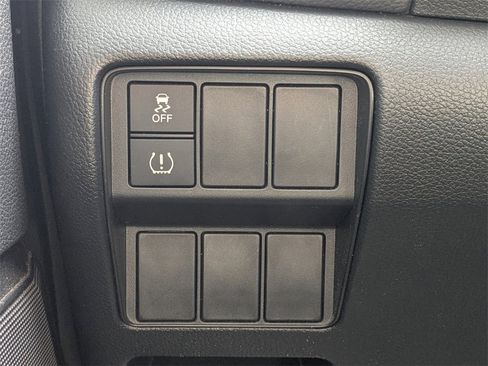 Used 2019 Honda CR-V LX image 20