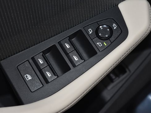 New 2026 BMW 228i xDrive w/ Technology Package image 5