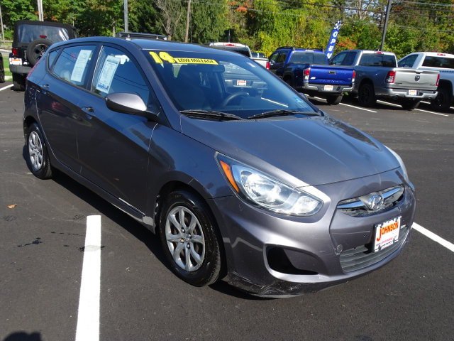 Used 2014 Hyundai Accent GS FWD image 2