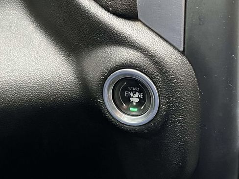 Used 2020 GMC Sierra 1500 Elevation w/ Elevation Value Package image 26