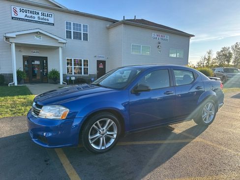 Used 2012 Dodge Avenger SE image 2
