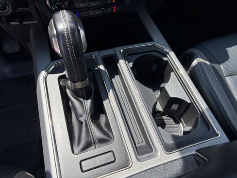 Used 2018 Ford F150 Raptor w/ Equipment Group 802A Luxury AWD/4WD image 35