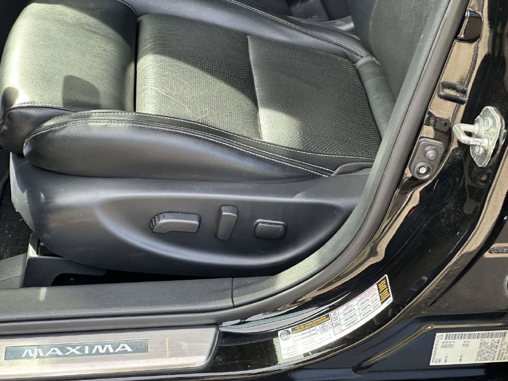 Used 2018 Nissan Maxima 3.5 SL FWD image 16