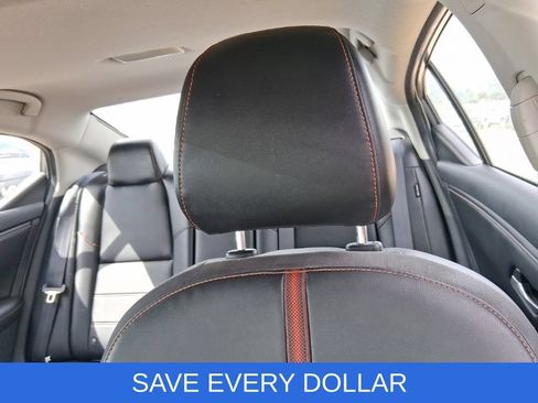 Used 2022 Nissan Sentra SR w/ SR Premium Package FWD image 9