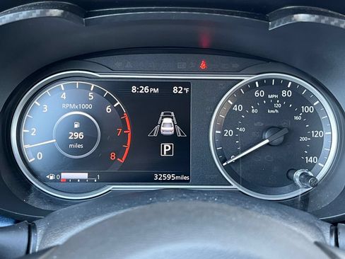Used 2025 Nissan Versa SV FWD image 44