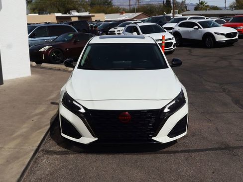 Used 2023 Nissan Altima 2.0 SR image 15