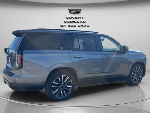 Certified 2022 Cadillac Escalade Sport Platinum image 10