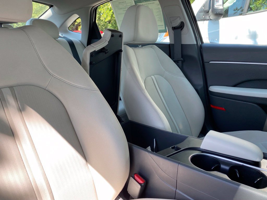 Used 2025 Hyundai Sonata SEL FWD image 40