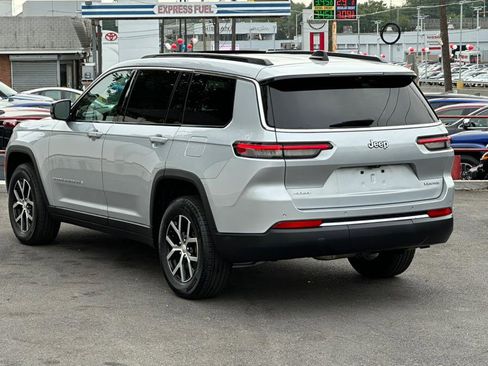 Used 2024 Jeep Grand Cherokee L Limited w/ Luxury Tech Group II image 13