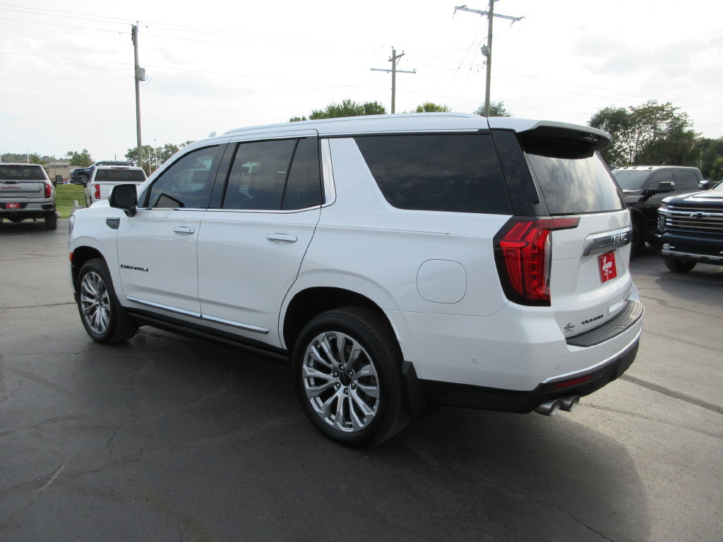 Certified 2024 GMC Yukon Denali w/ Denali Reserve Package AWD/4WD image 8