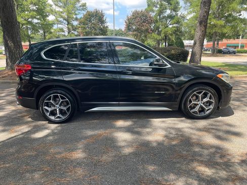 Used 2017 BMW X1 sDrive28i FWD image 6