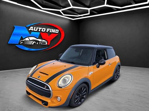 Used 2014 MINI Cooper S FWD image 1