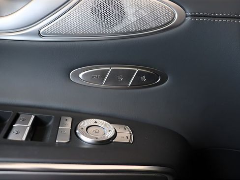 New 2026 Genesis GV70 2.5T Select image 10