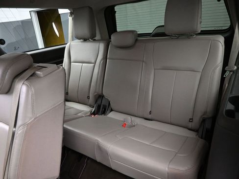 Used 2020 Ford Expedition Max XLT w/ FX4 Off-Road Package image 31