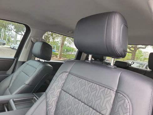 Used 2022 Toyota Tundra SR5 image 15