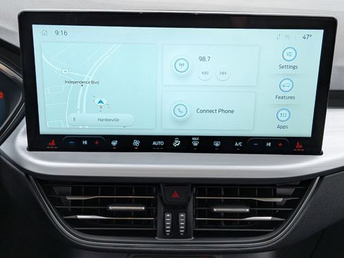 Certified 2025 Ford Escape Platinum image 20