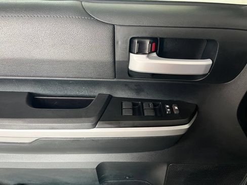 Used 2017 Toyota Tundra SR5 AWD/4WD image 60