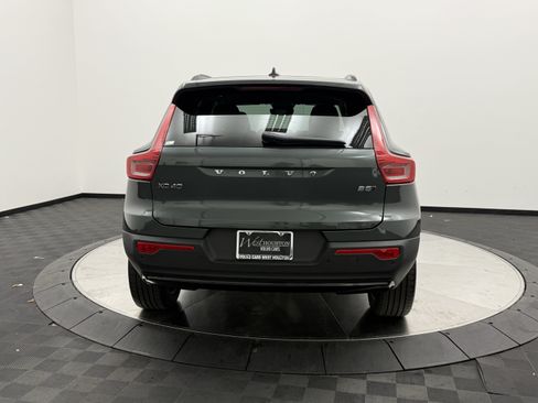 New 2026 Volvo XC40 B5 Plus w/ Climate Package AWD/4WD image 6