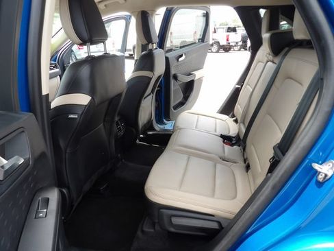 Certified 2020 Ford Escape SEL FWD image 28
