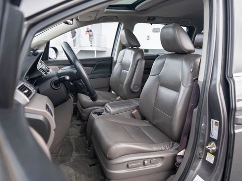 Used 2015 Honda Odyssey EX-L image 24