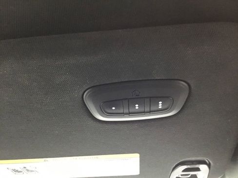 Used 2020 RAM 1500 Laramie w/ Sport Appearance Package AWD/4WD image 33