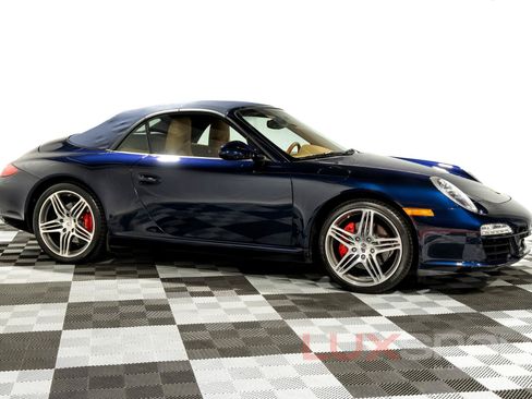 Used 2009 Porsche 911 Carrera S RWD image 2