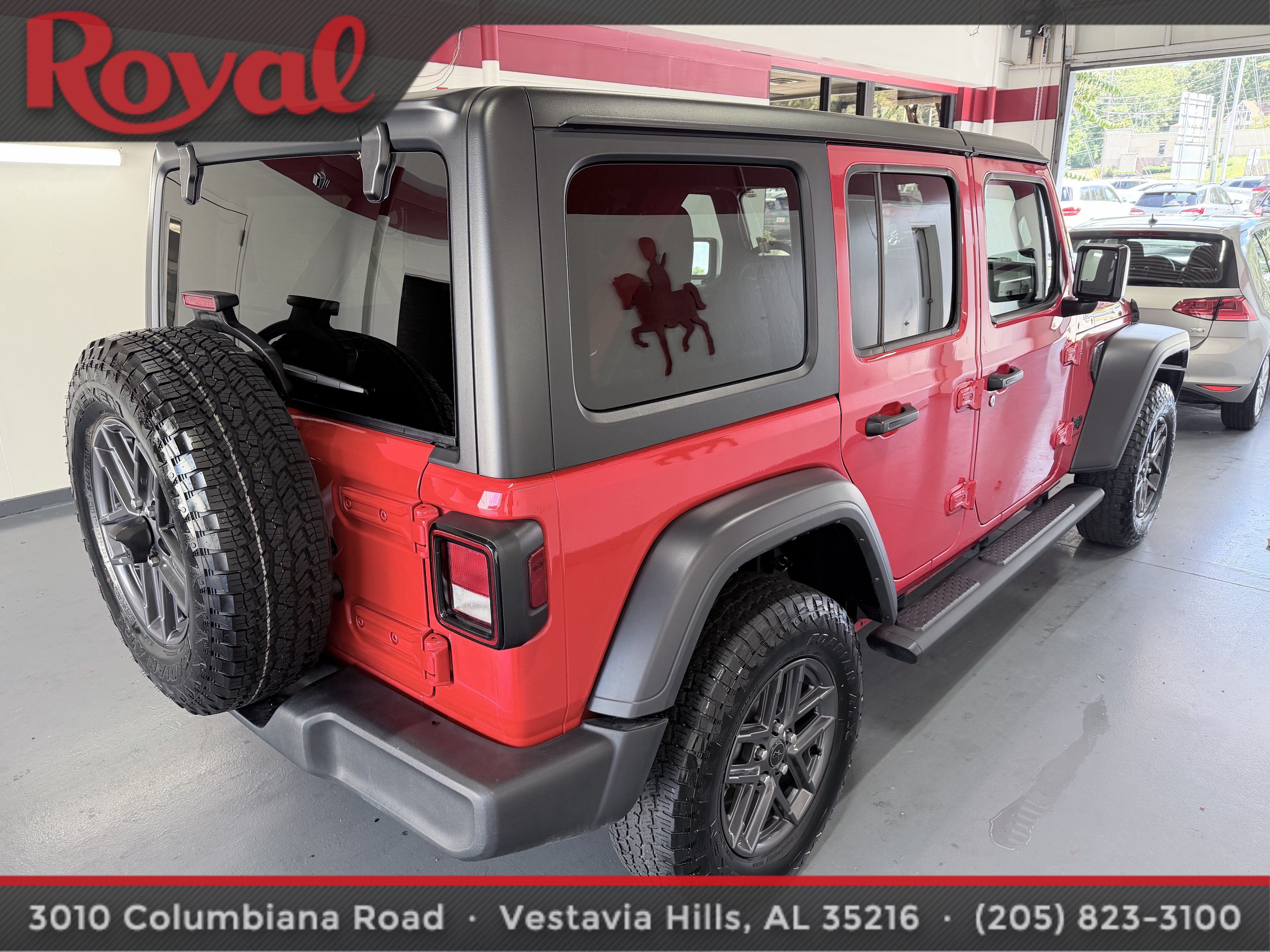 Used 2024 Jeep Wrangler Unlimited Sport AWD/4WD image 4
