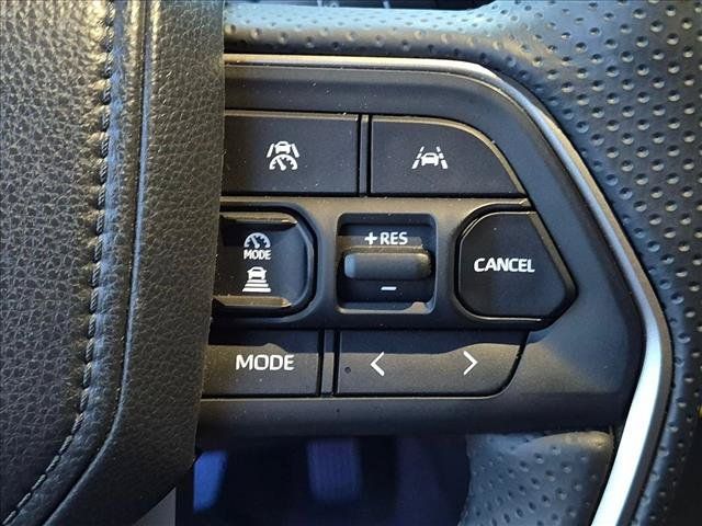 Used 2026 Toyota 4Runner TRD Off-Road Premium AWD/4WD image 15