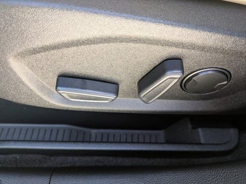 Certified 2022 Ford Edge SEL w/ Convenience Package image 19